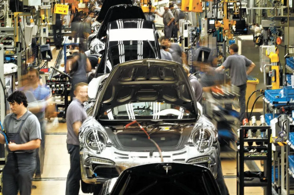 Sector manufacturero se debilita a nivel global.